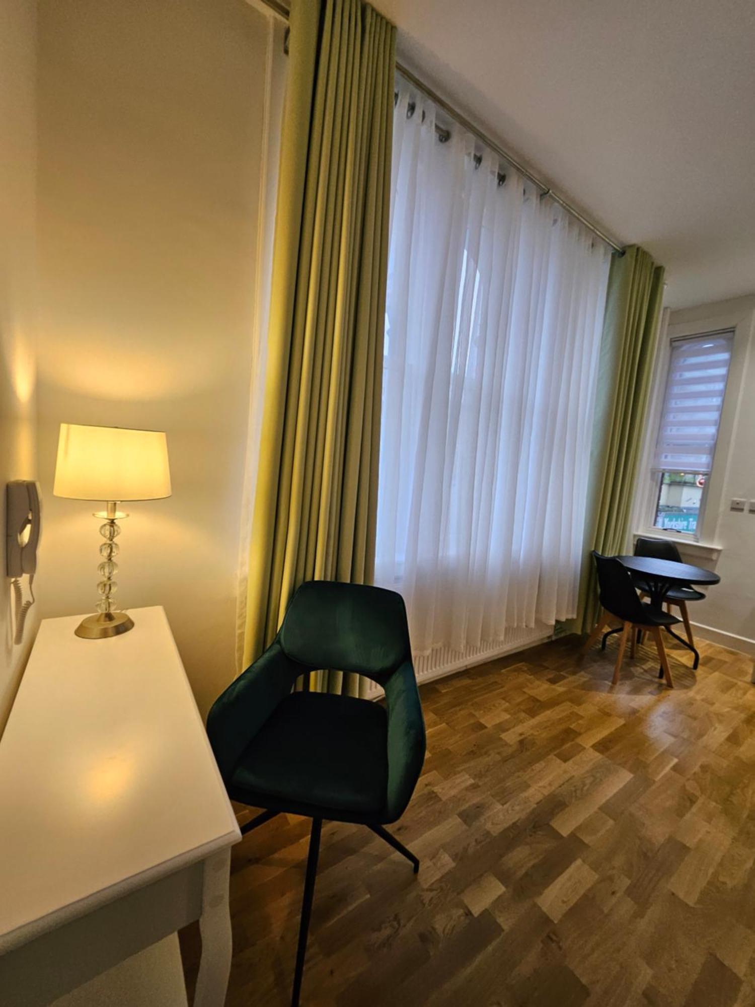 Central Chambers Suites - Suite 1 리크 외부 사진